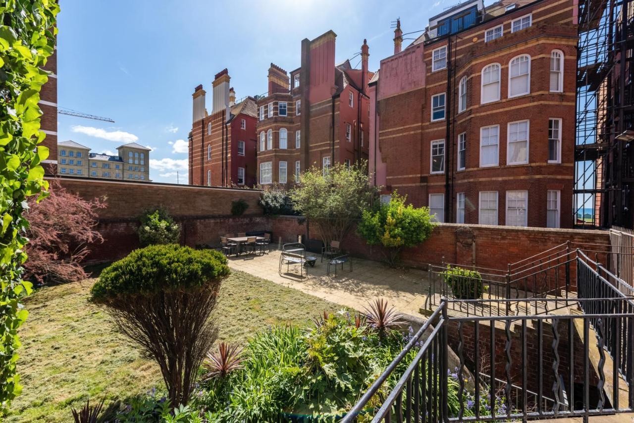3 Bedroom Garden Apartment Opposite The Beach Brighton ภายนอก รูปภาพ